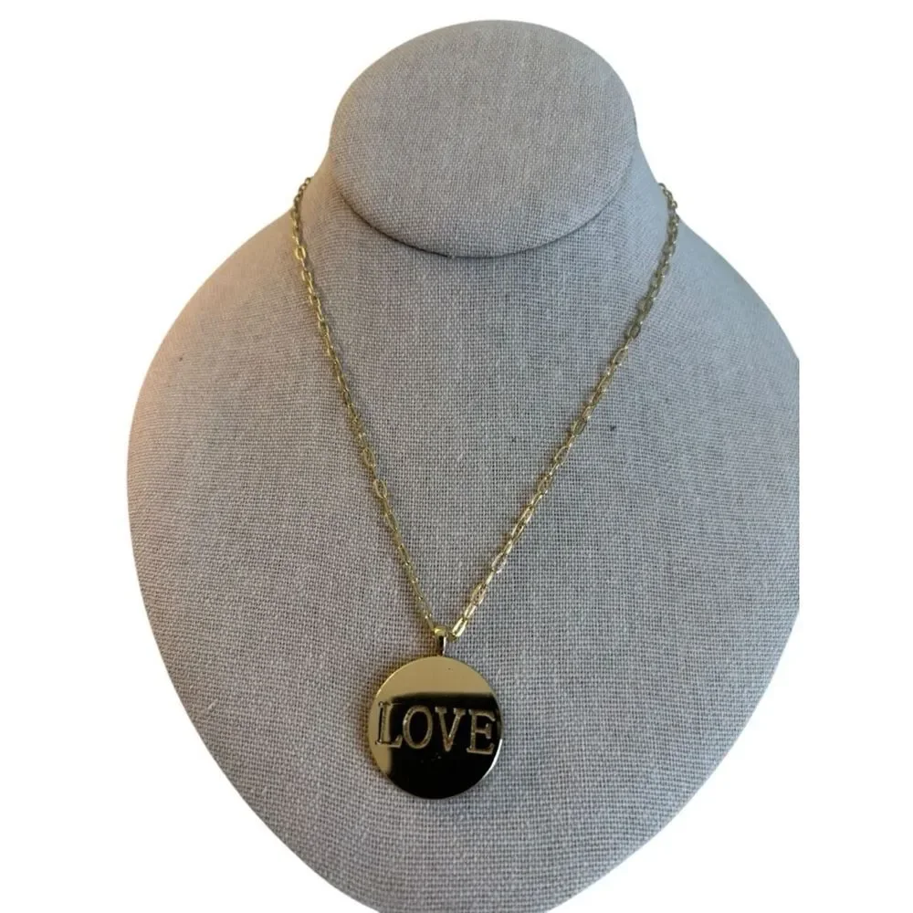 Gold Toned Reversible Medallion Heart Pendant Necklace. Very Pretty